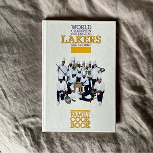 World Champion Los Angeles Lakers Are Cookin' (Family Cook Book)